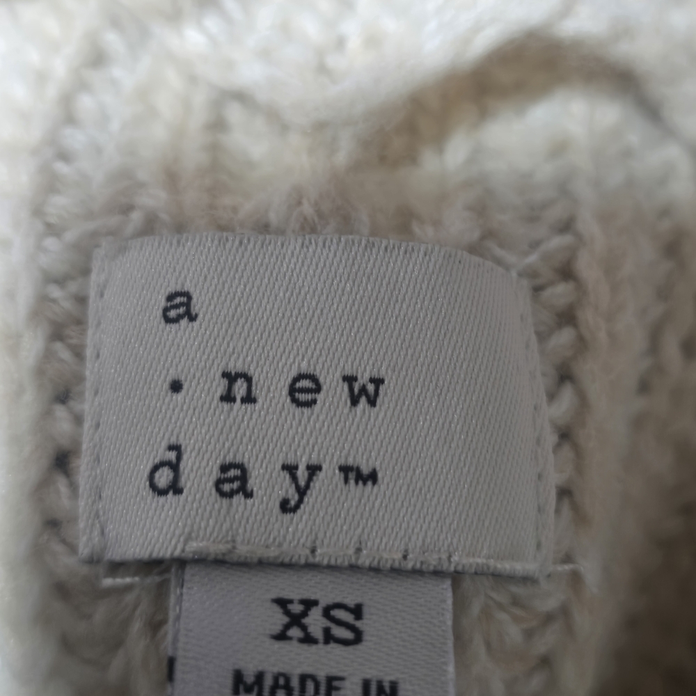 A New Day Cream Knit Fabric - Picture 2 of 4